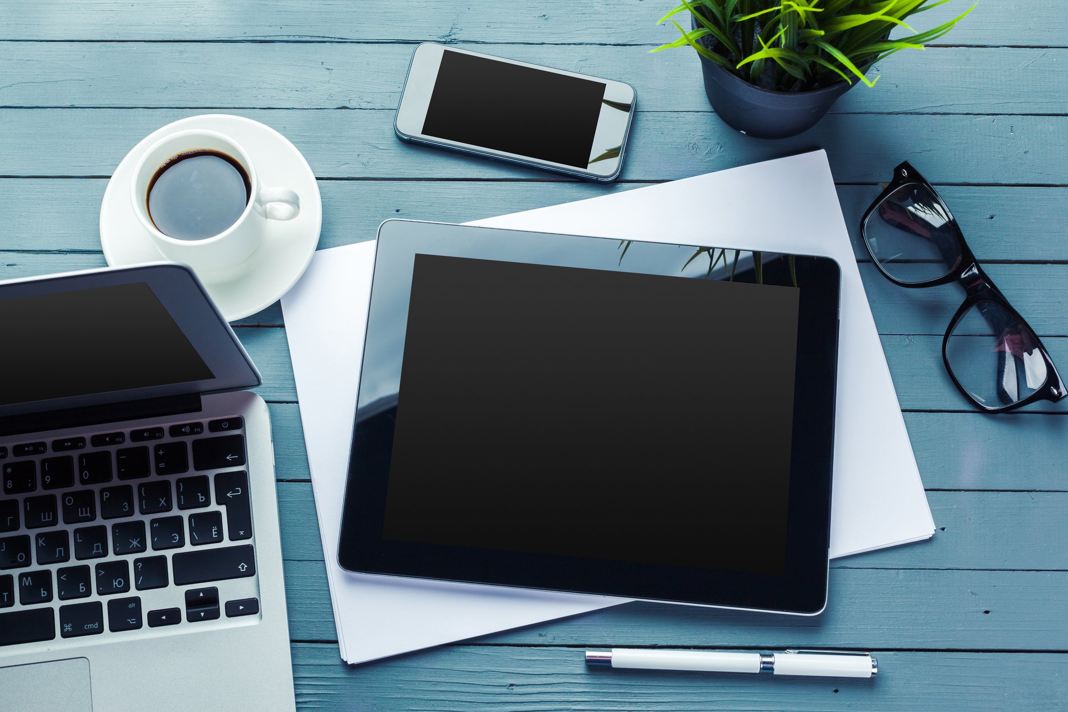 Устранение недостатков товаров или услуг в Балахне. Помощь юриста.